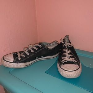 Black converse